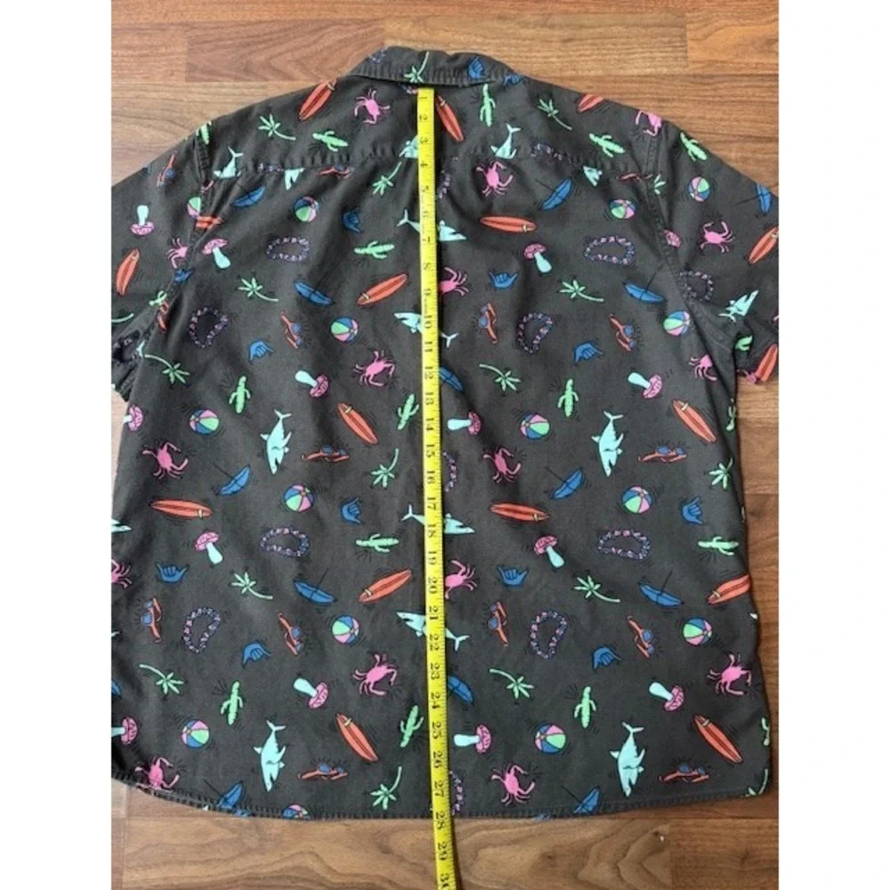 American Eagle Outfitters Button Down Shirt Luau Theme XL Shark Mushrooms Cactus